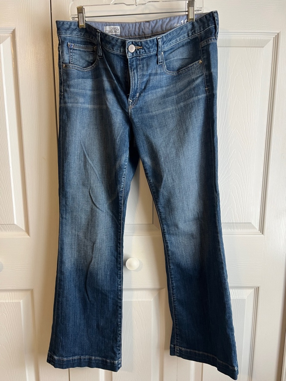 Gap 1969 Vintage  “Long & Lean” Medium Blue Wash Mid- Rise Denim Jeans Sz 31/12a